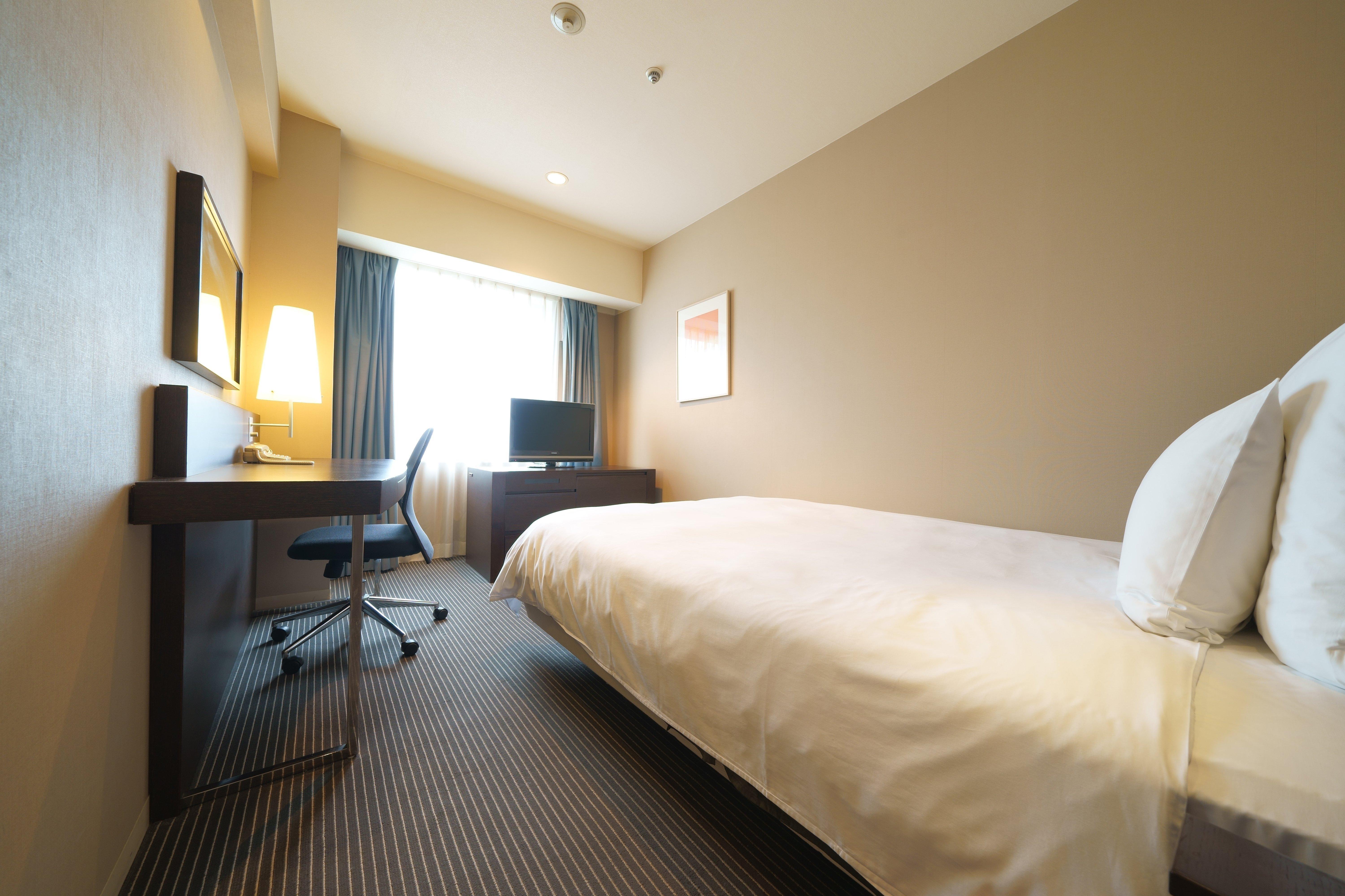 Отель Ana Crowne Plaza Hiroshima By Ihg Экстерьер фото
