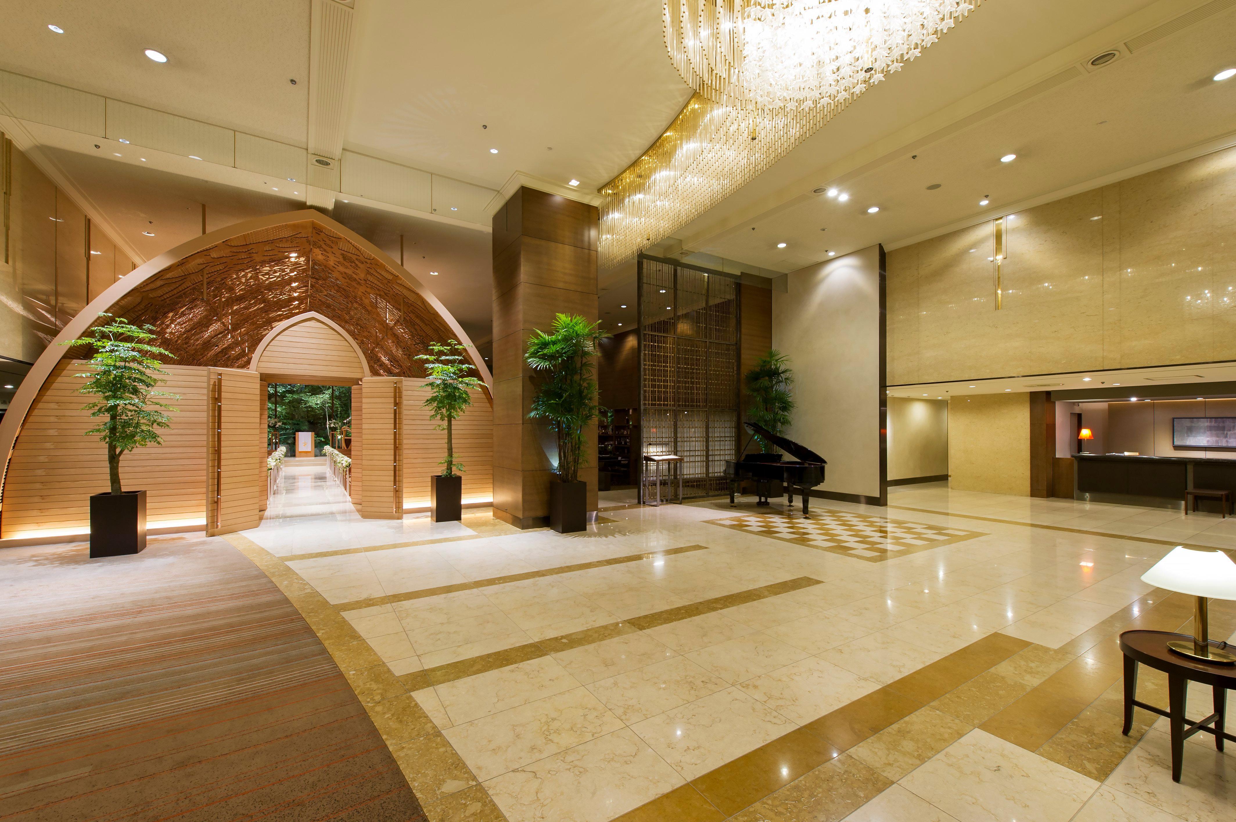 Отель Ana Crowne Plaza Hiroshima By Ihg Экстерьер фото