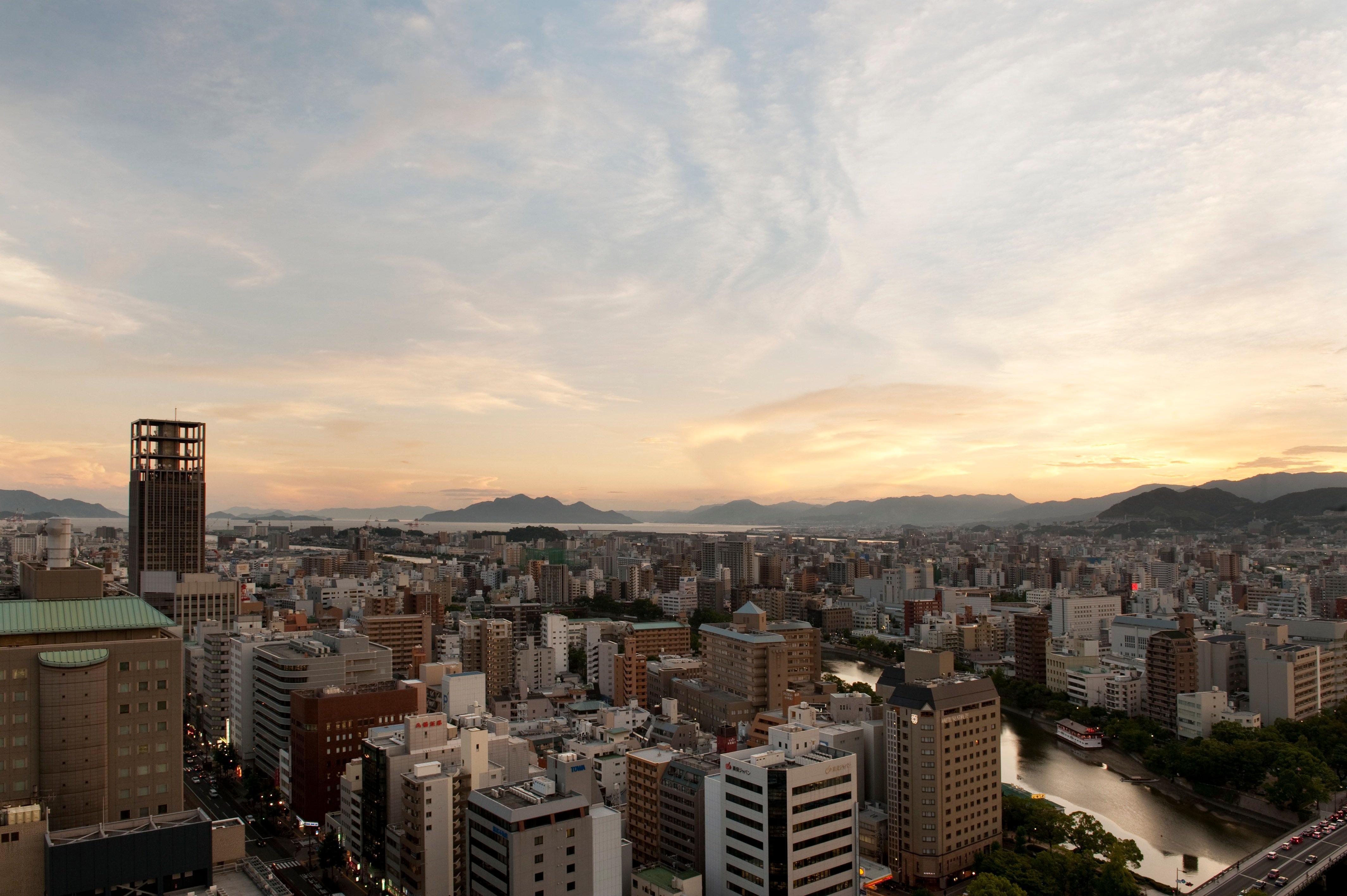 Отель Ana Crowne Plaza Hiroshima By Ihg Экстерьер фото