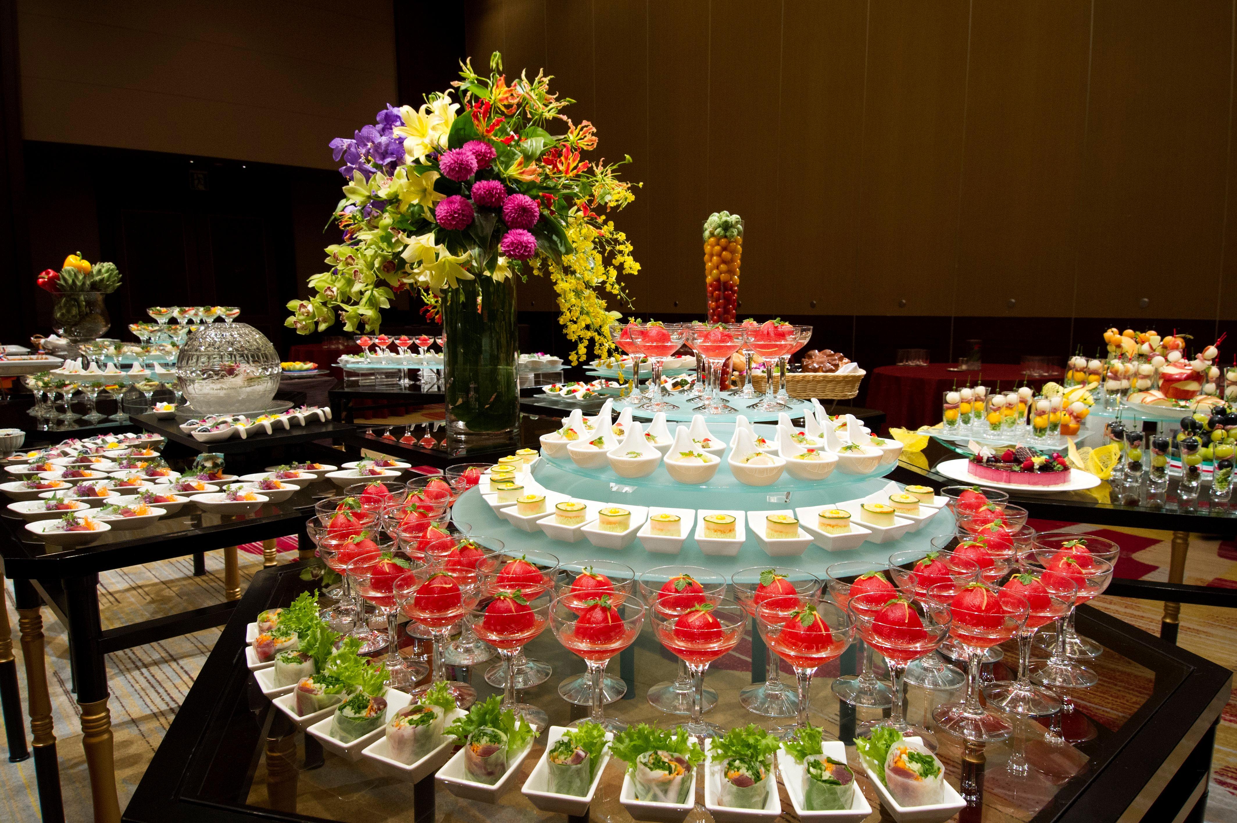 Отель Ana Crowne Plaza Hiroshima By Ihg Экстерьер фото