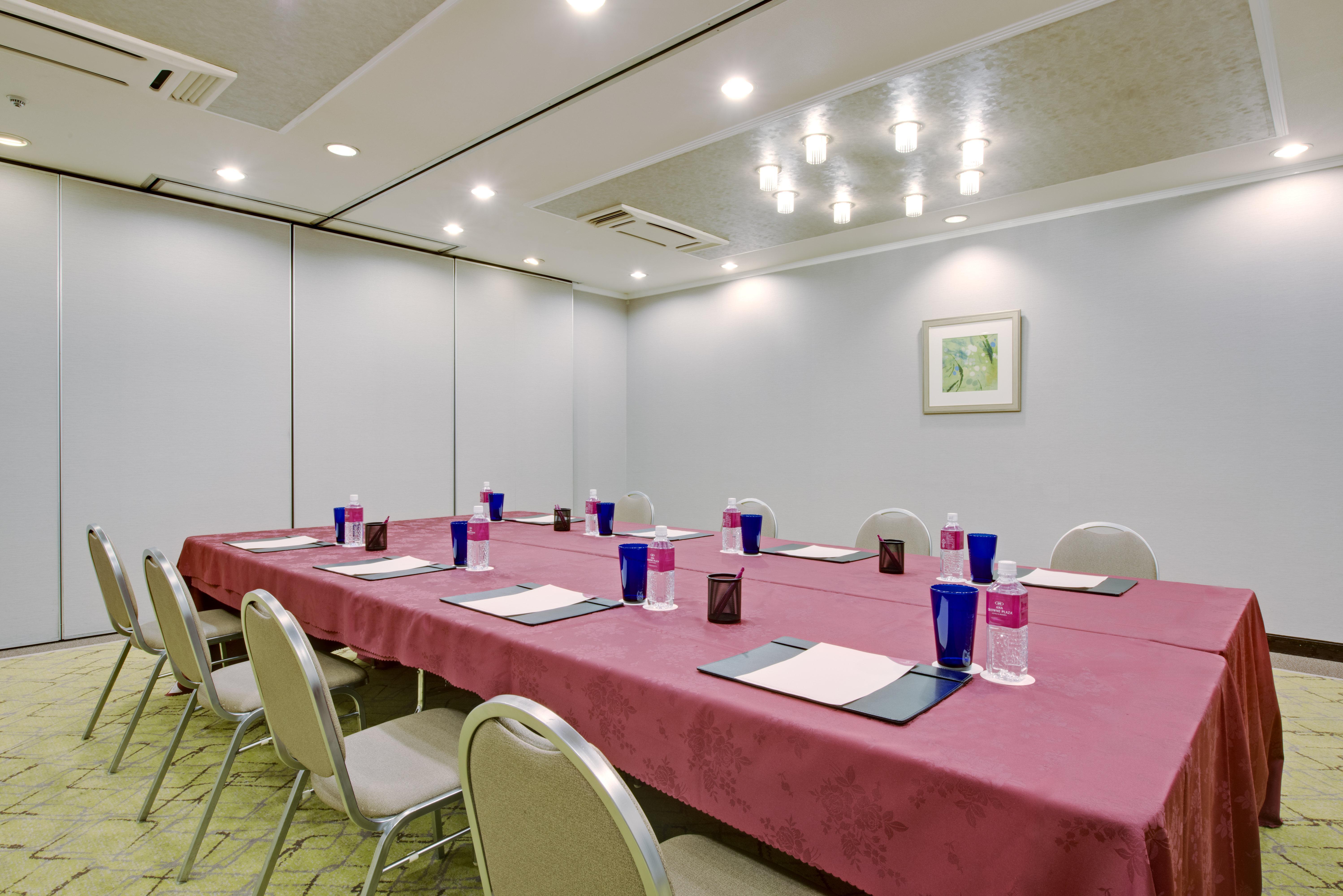 Отель Ana Crowne Plaza Hiroshima By Ihg Экстерьер фото